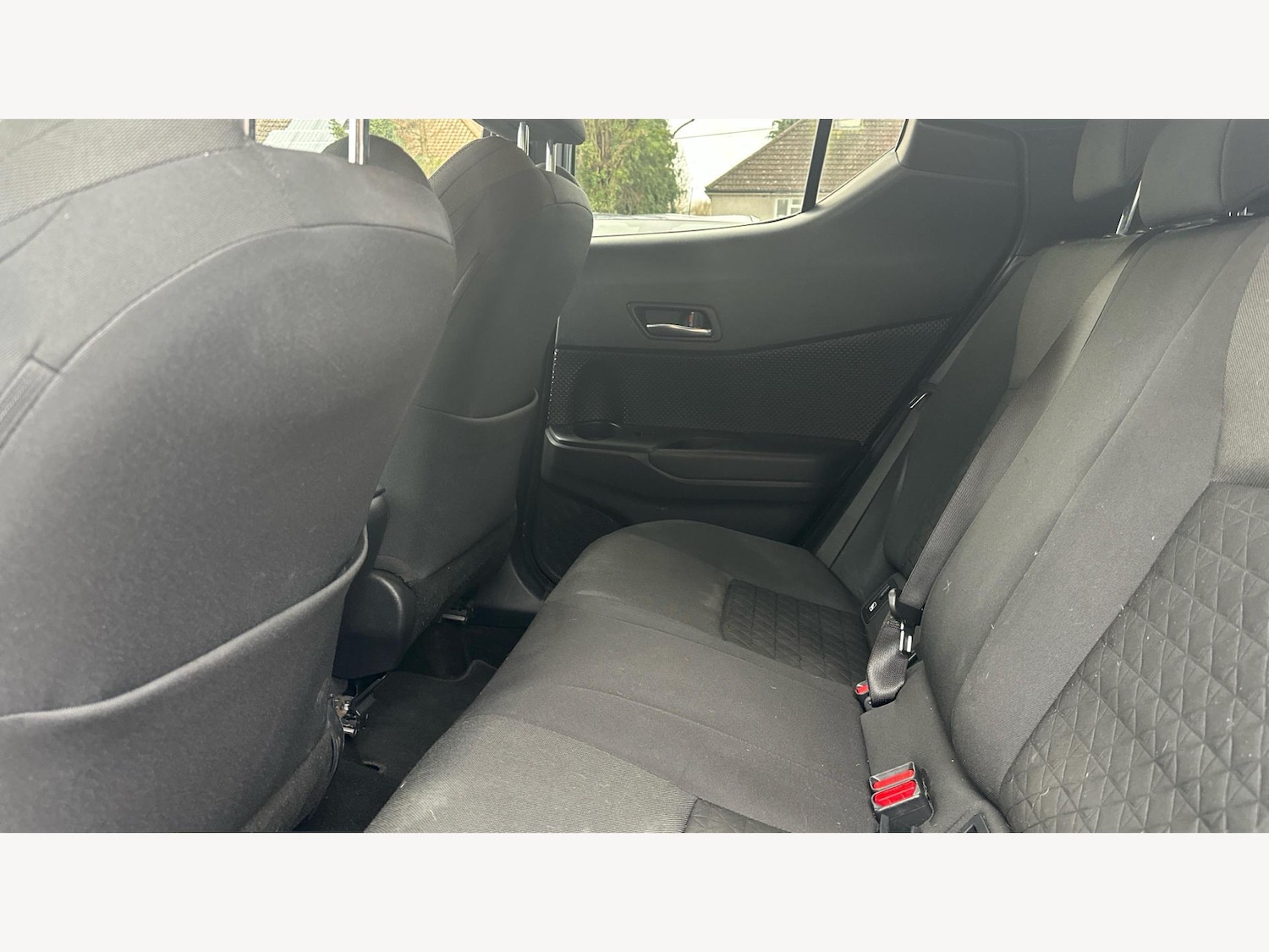 Used Toyota C-HR for sale - 77190485: Photo 15