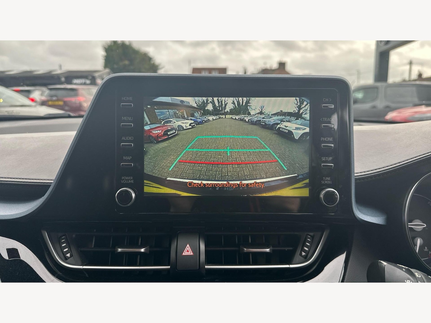 Used Toyota C-HR for sale - 77190485: Photo 26