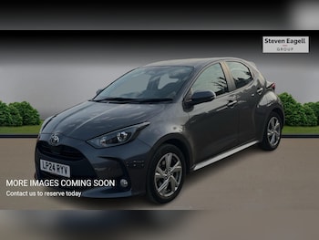 Used Toyota Yaris 2024 for sale - 77993255: Photo