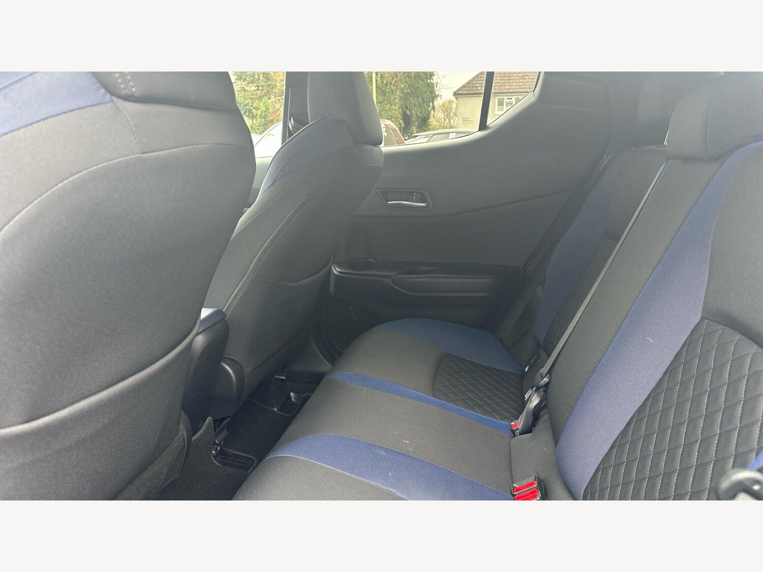 Used Toyota C-HR for sale - 77696483: Photo 15