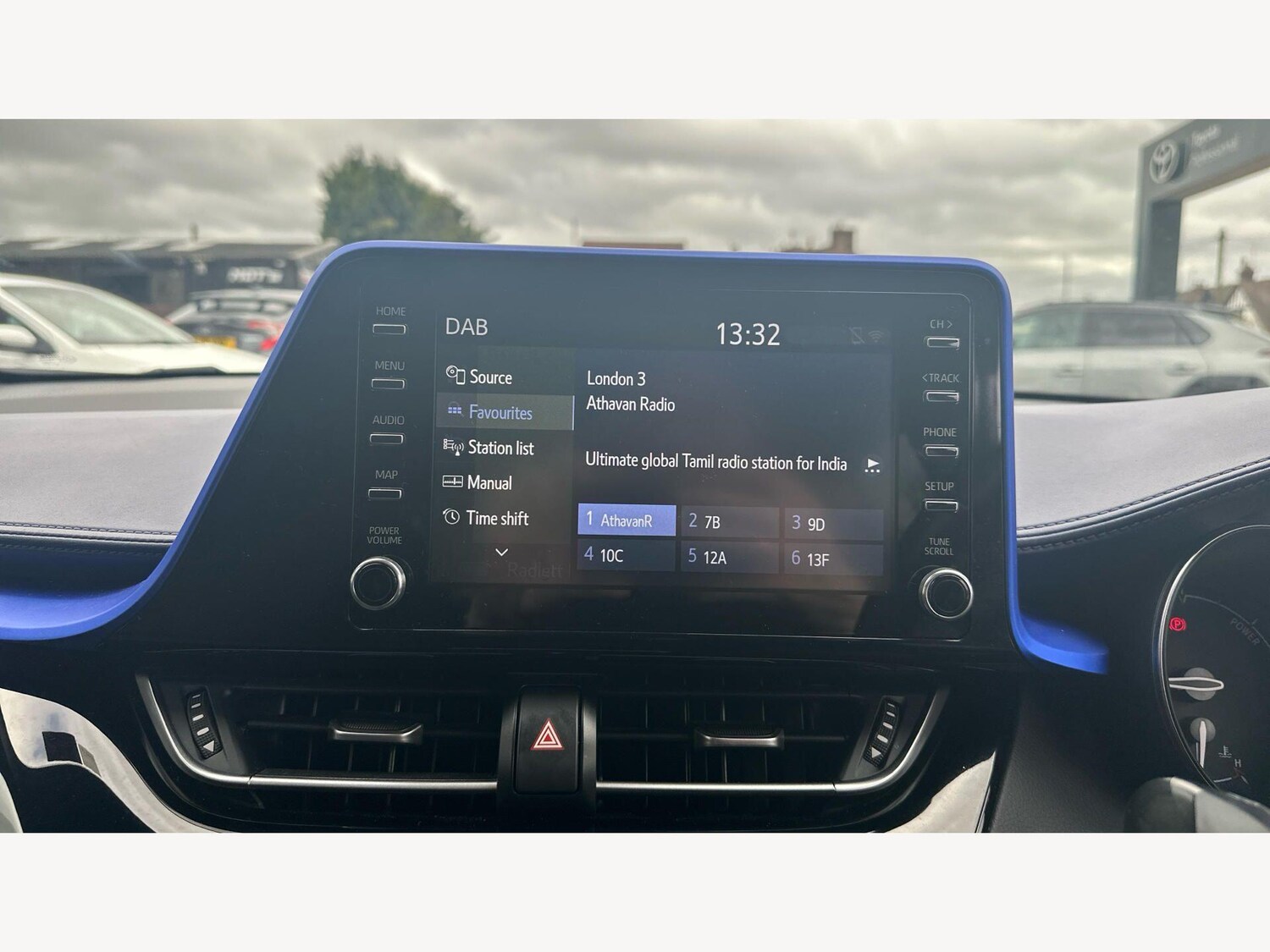 Used Toyota C-HR for sale - 77696483: Photo 24