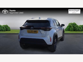 Used Toyota Yaris Cross 2022 for sale - 76189824: Photo 2