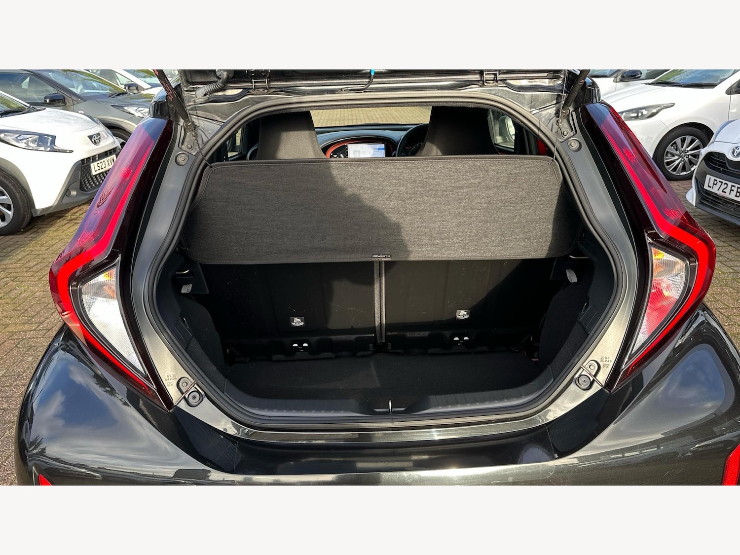 Used Toyota Aygo X 2022 for sale - 77304938: Photo 16