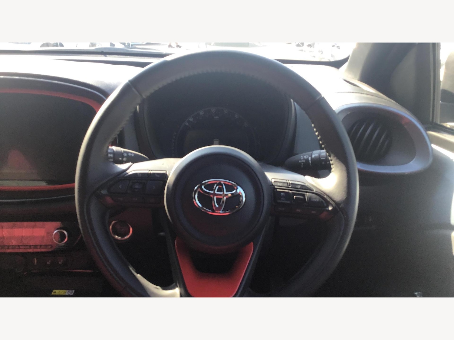 Used Toyota Aygo X 2023 for sale - 76499701: Photo 8