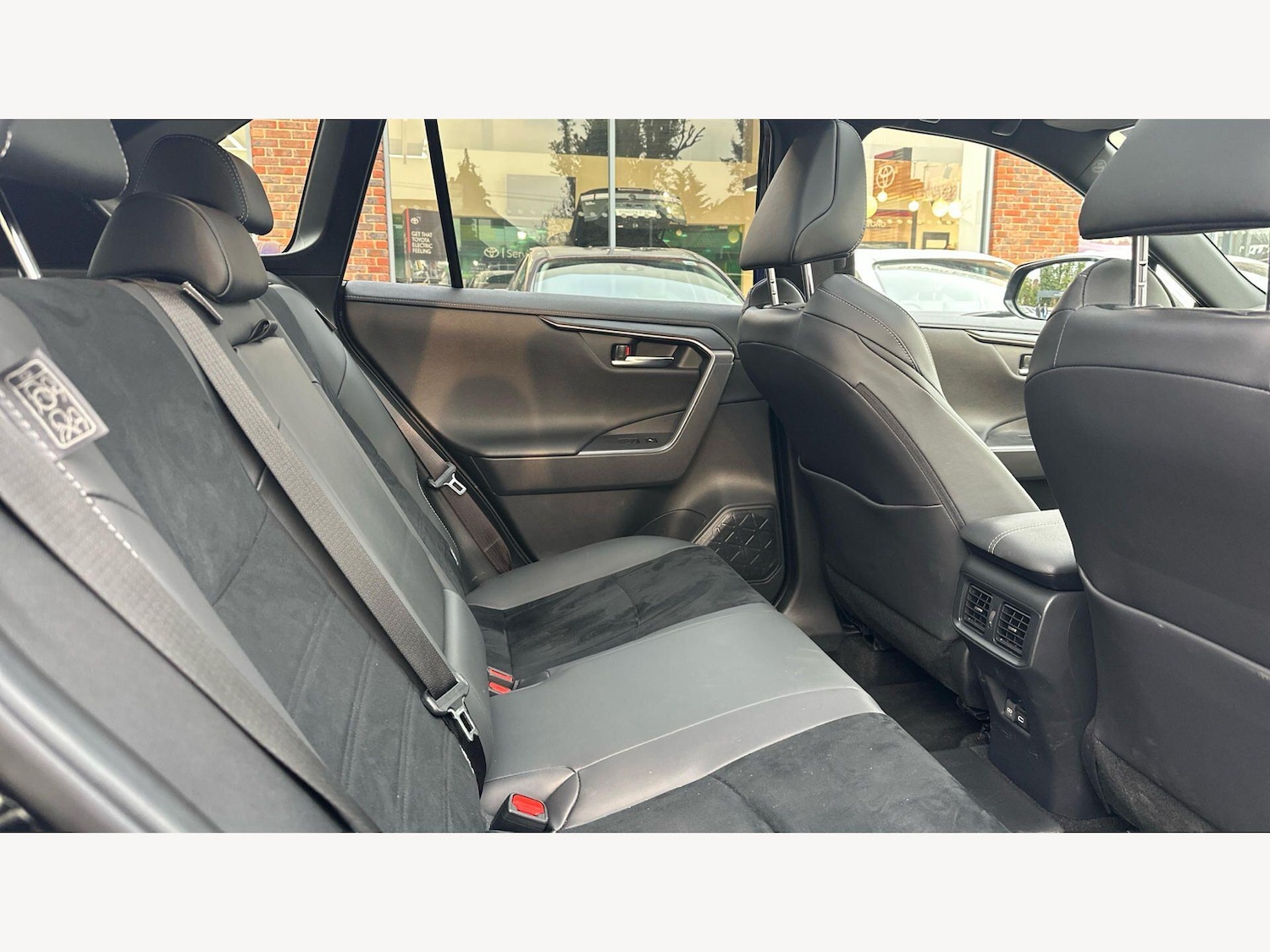 Used Toyota RAV4 2025 for sale - 78157571: Photo 14