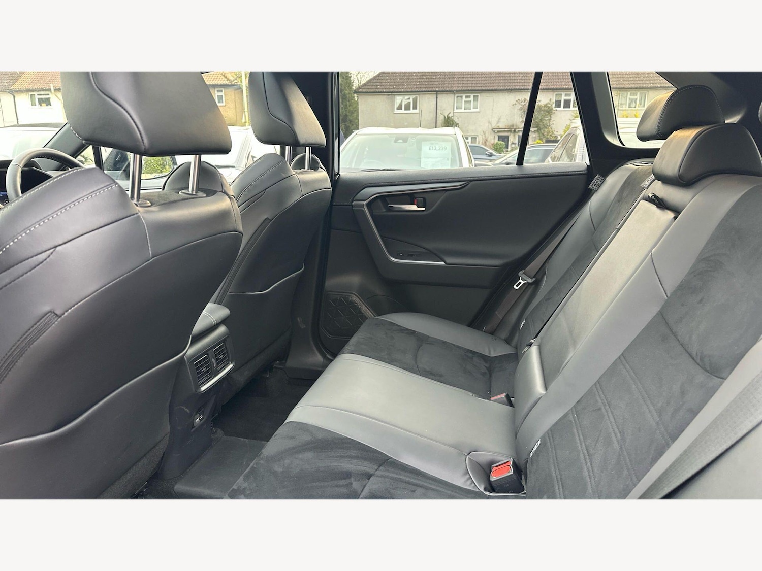 Used Toyota RAV4 2025 for sale - 78157571: Photo 15