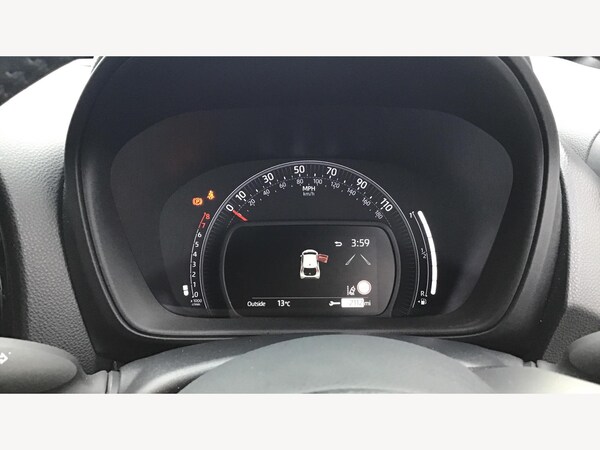 Used Toyota Aygo X 2023 for sale - 76336962: Photo 11