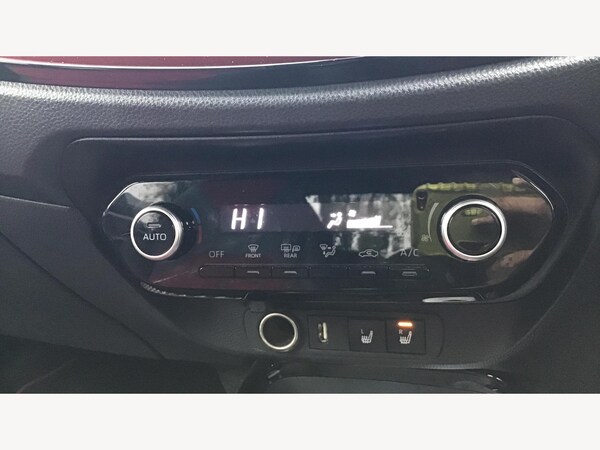 Used Toyota Aygo X 2023 for sale - 76336962: Photo 25