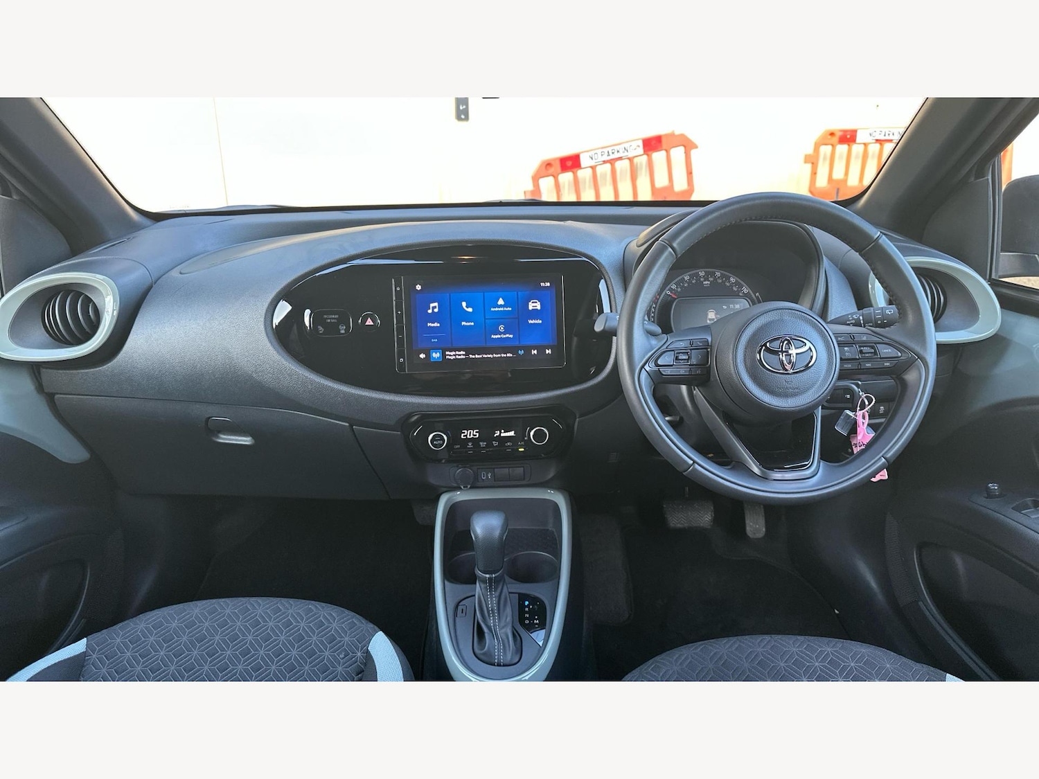 Used Toyota Aygo X 2025 for sale - 77425669: Photo 7