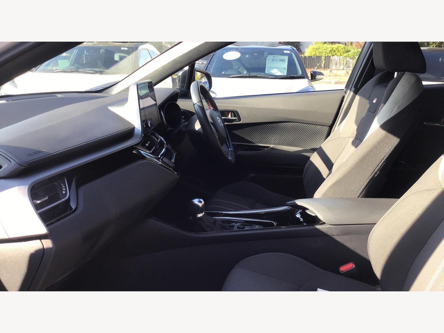 Used Toyota C-HR 2023 for sale - 76151352: Photo 12