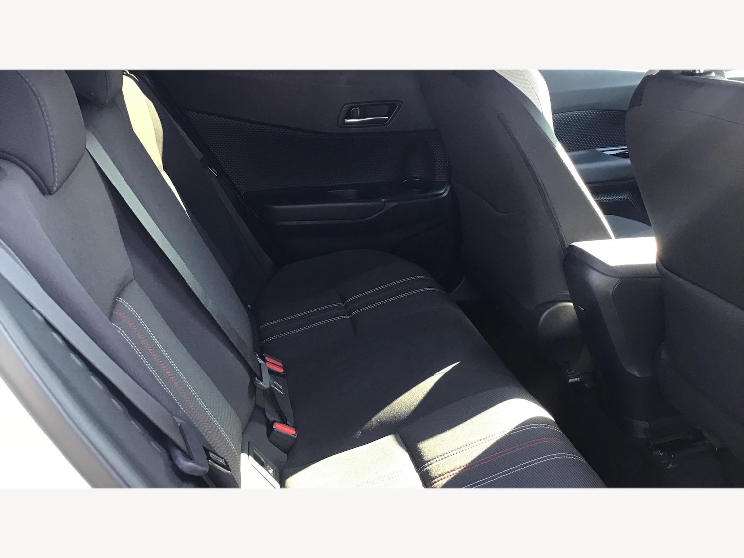 Used Toyota C-HR 2023 for sale - 76151352: Photo 14