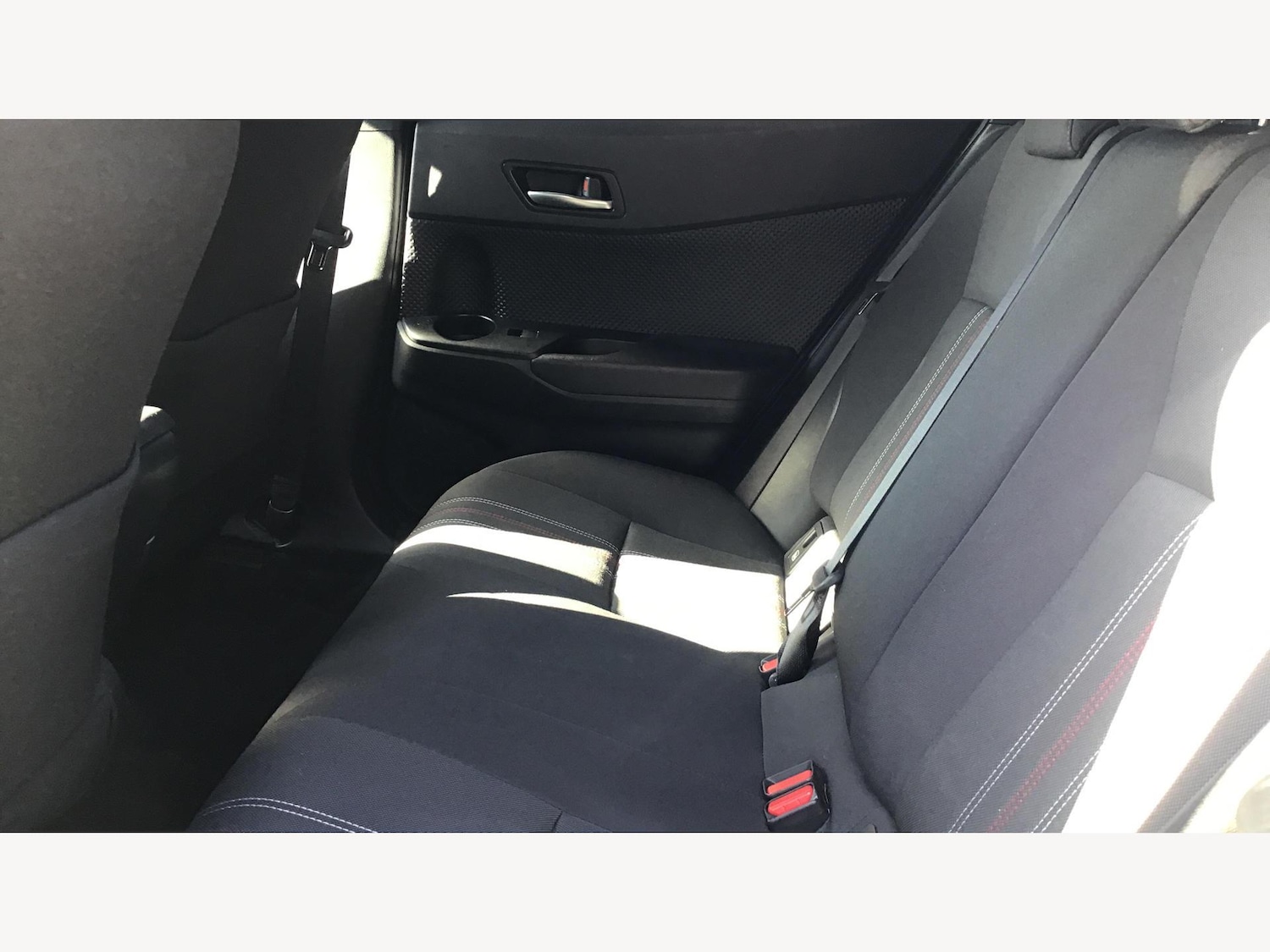 Used Toyota C-HR 2023 for sale - 76151352: Photo 15