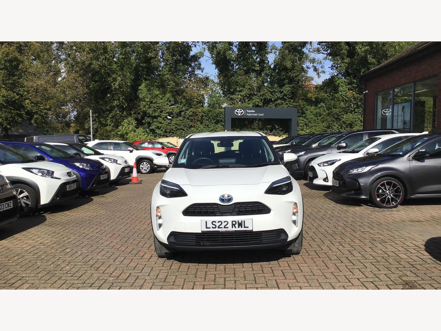 Used Toyota Yaris Cross 2022 for sale - 76152885: Photo 17