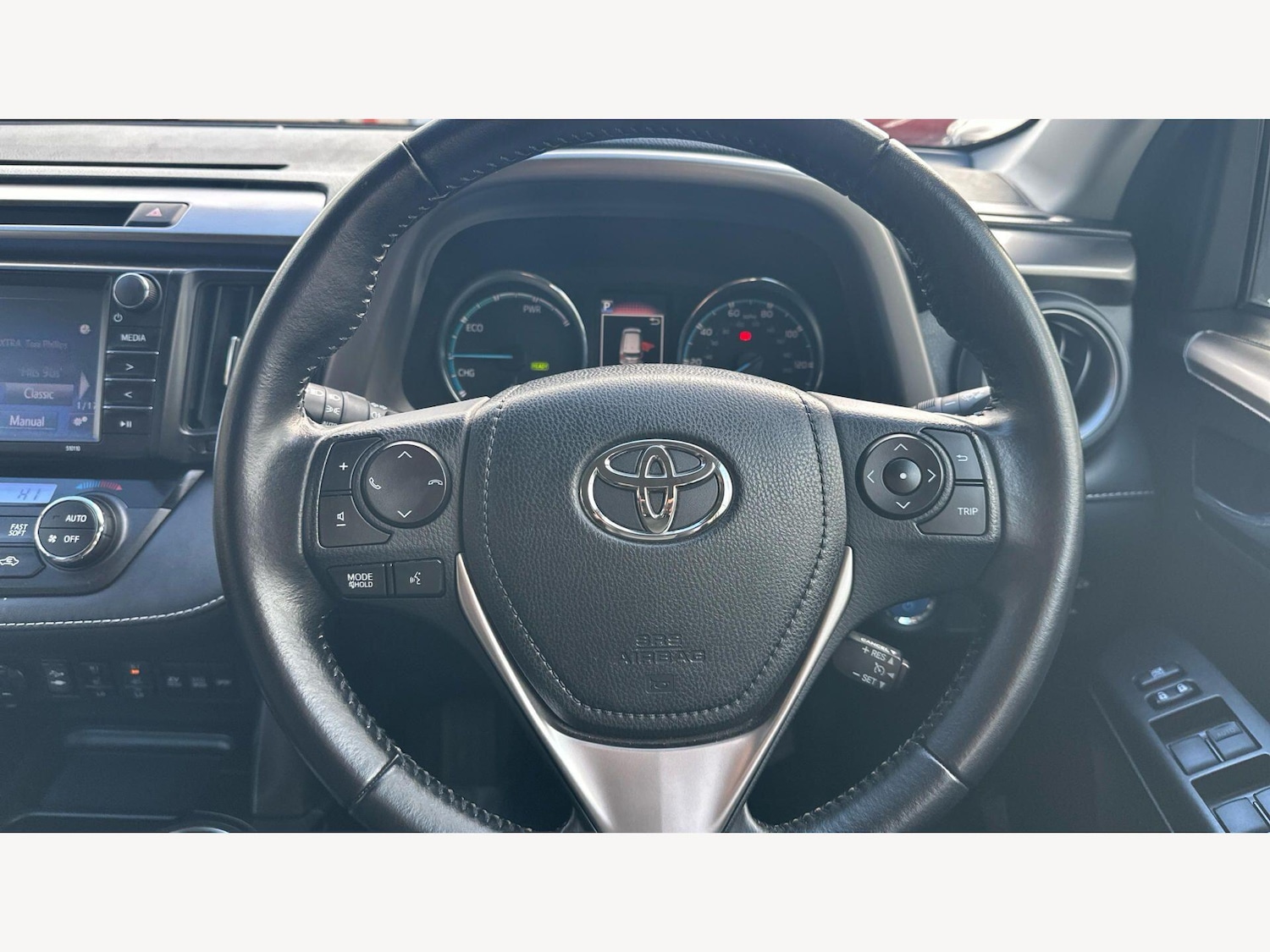 Used Toyota RAV4 2016 for sale - 77993035: Photo 10