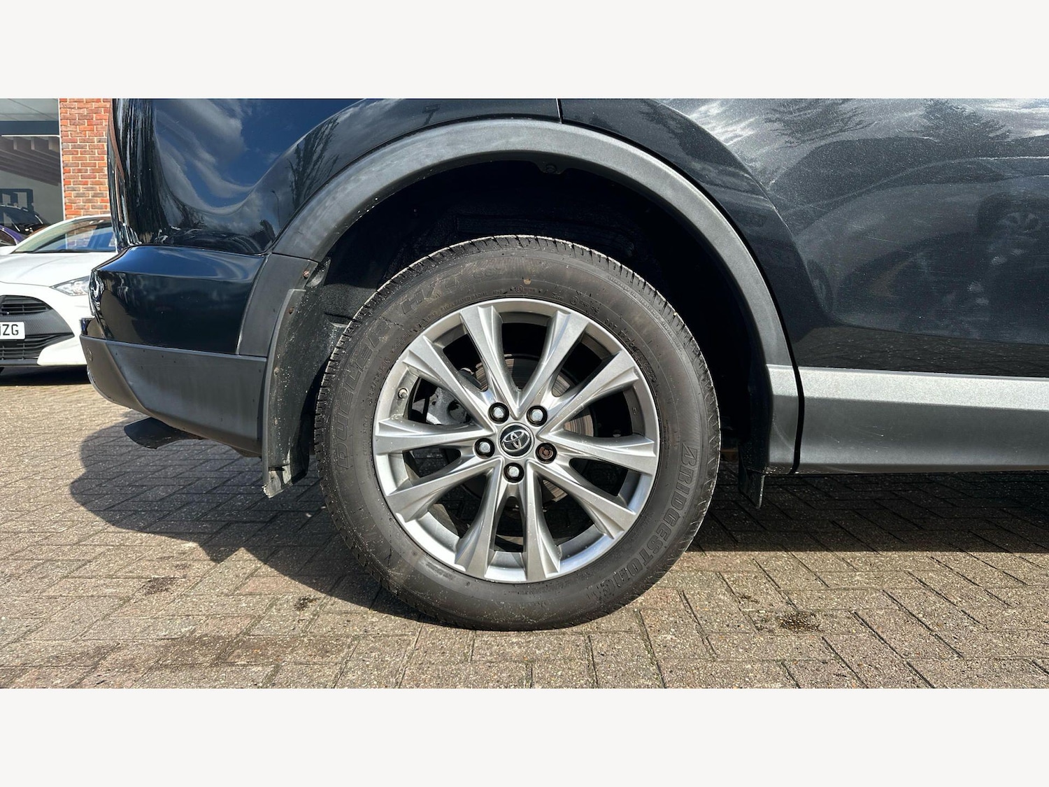 Used Toyota RAV4 2016 for sale - 77993035: Photo 20