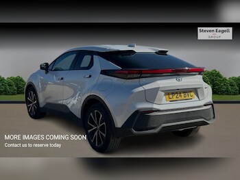 Used Toyota C-HR 2024 for sale - 77940310: Photo