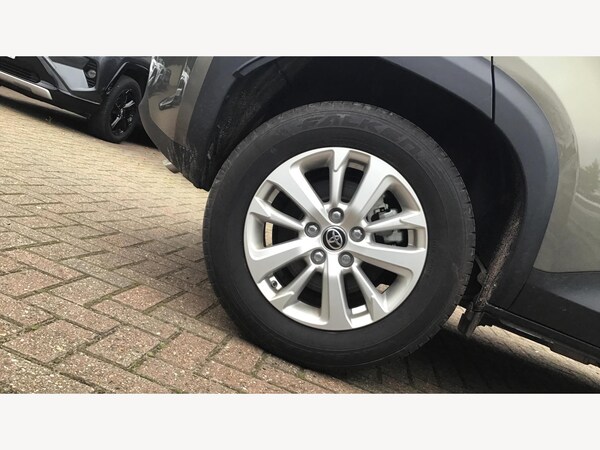 Used Toyota Yaris Cross 2025 for sale - 76270285: Photo 20