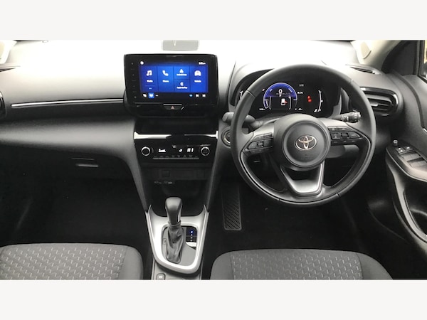 Used Toyota Yaris Cross 2025 for sale - 76270285: Photo 7