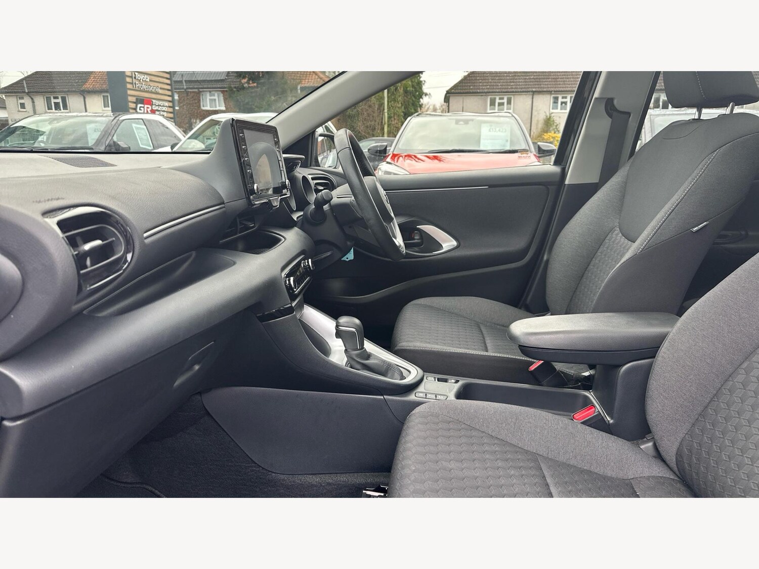 Used Toyota Yaris 2023 for sale - 77411384: Photo 12