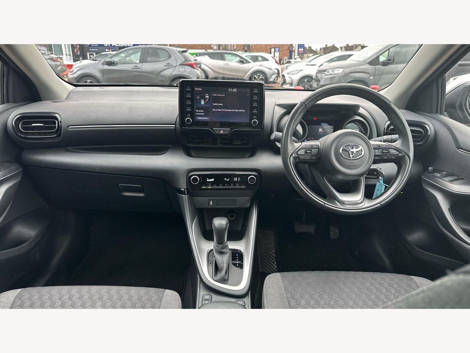Used Toyota Yaris 2023 for sale - 77411384: Photo 7