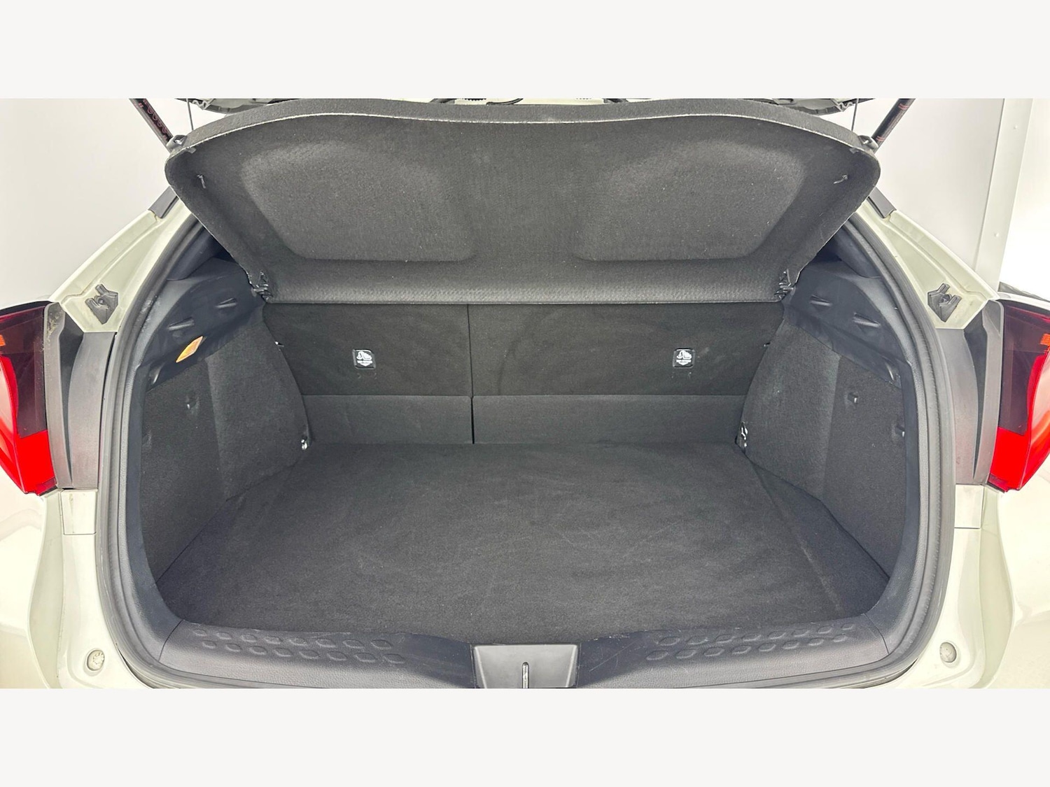 Used Toyota C-HR 2022 for sale - 77993393: Photo 16