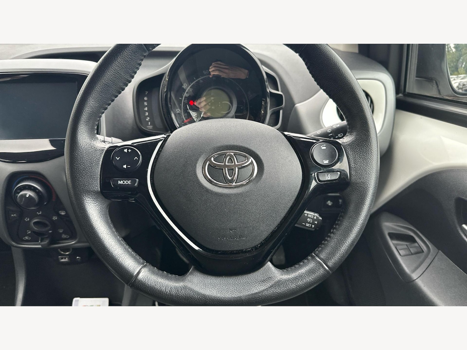 Used Toyota AYGO 2021 for sale - 76766011: Photo 10