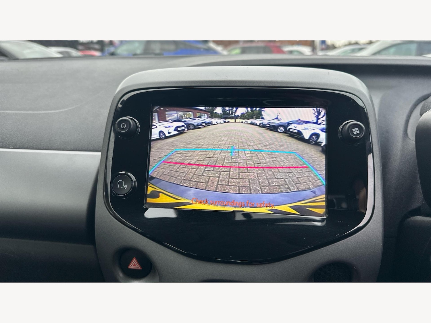 Used Toyota AYGO 2021 for sale - 76766011: Photo 25