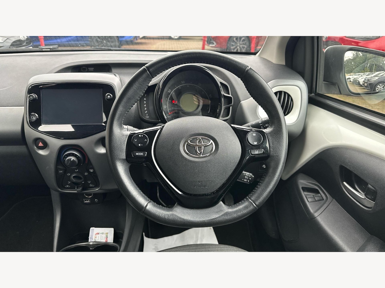 Used Toyota AYGO 2021 for sale - 76766011: Photo 8