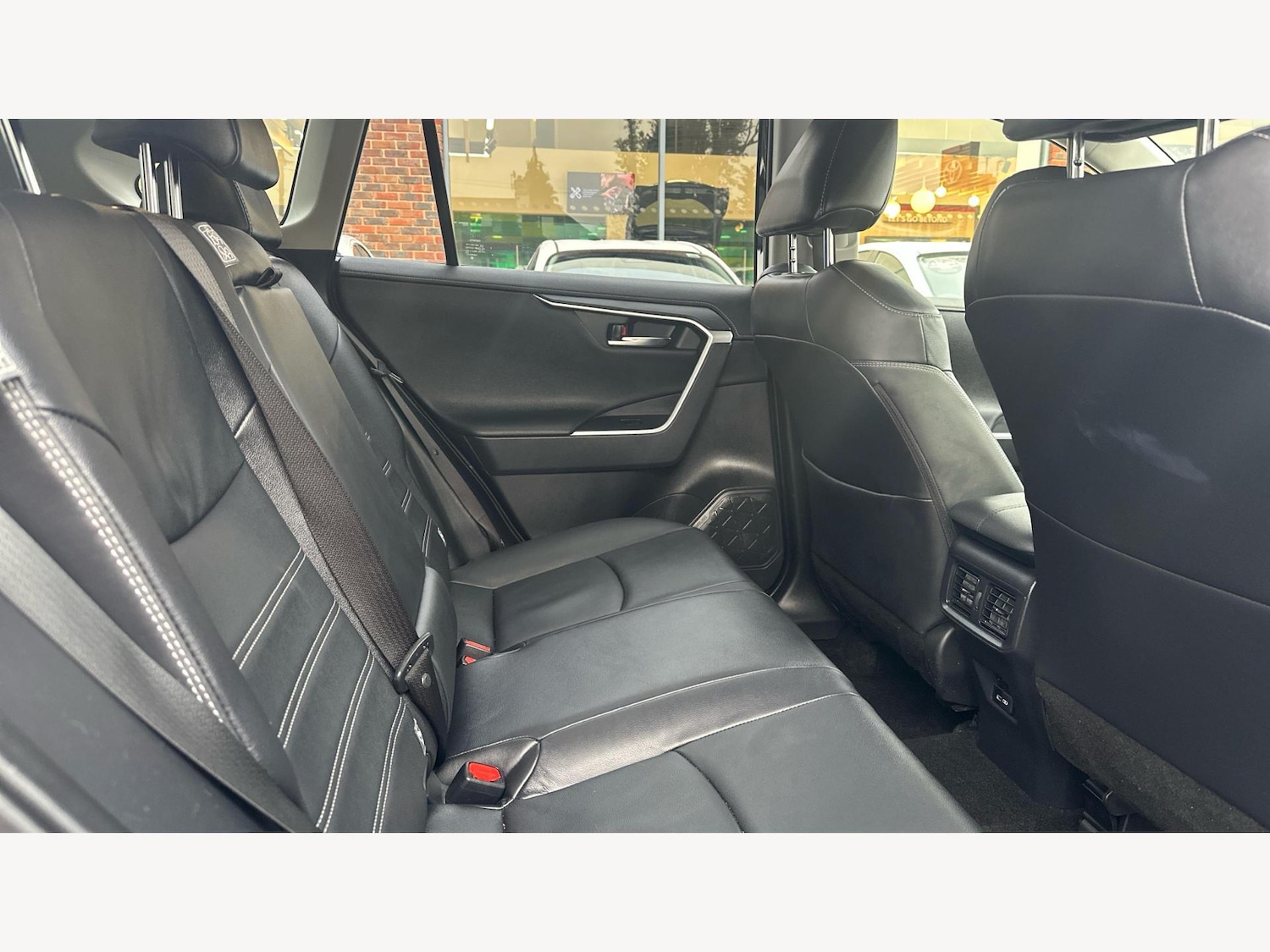 Used Toyota RAV4 2022 for sale - 77598273: Photo 14