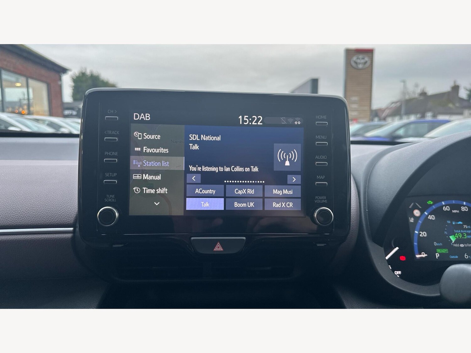 Used Toyota Yaris Cross 2024 for sale - 77230201: Photo 24