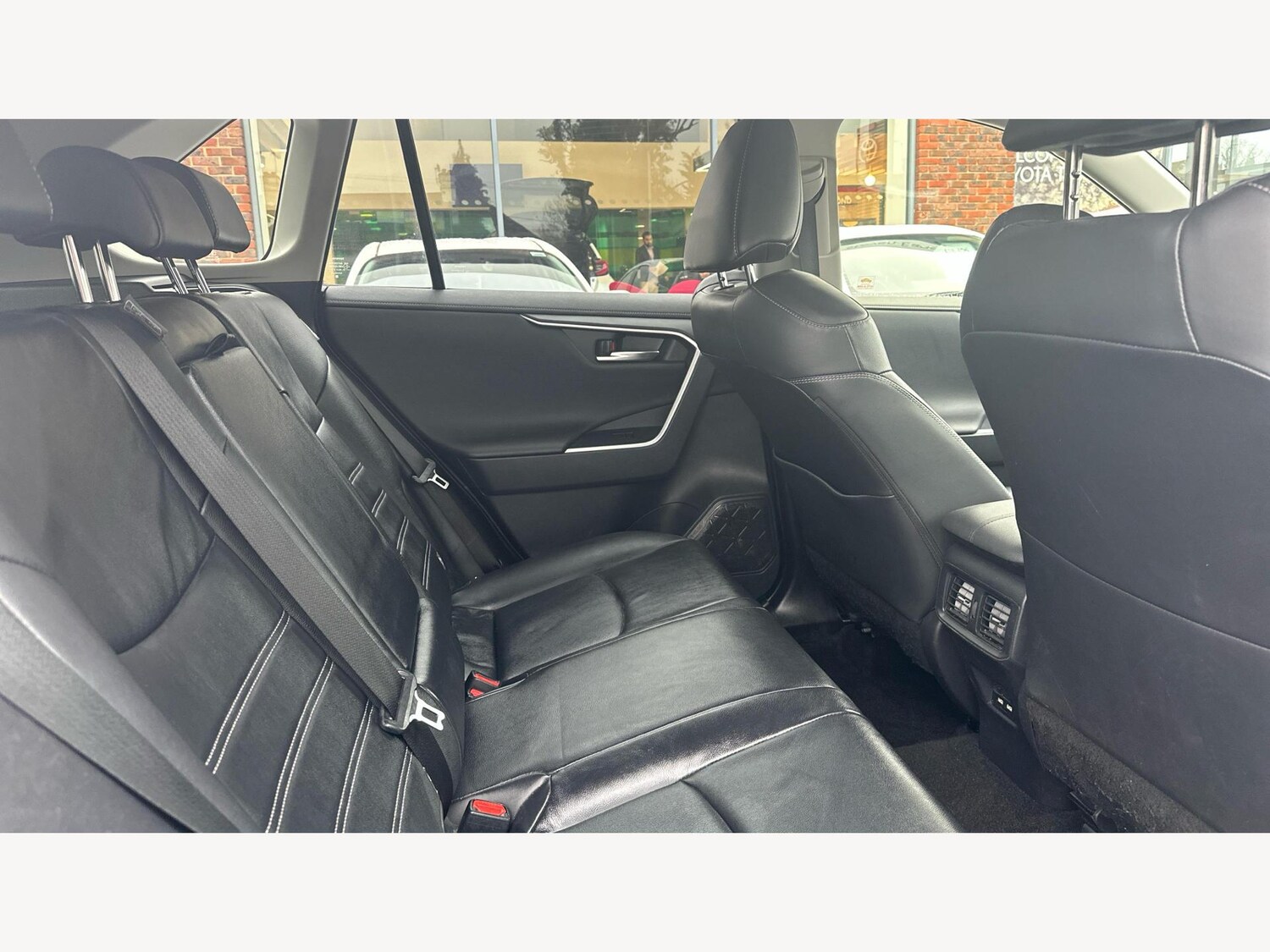 Used Toyota RAV4 2021 for sale - 76952500: Photo 14