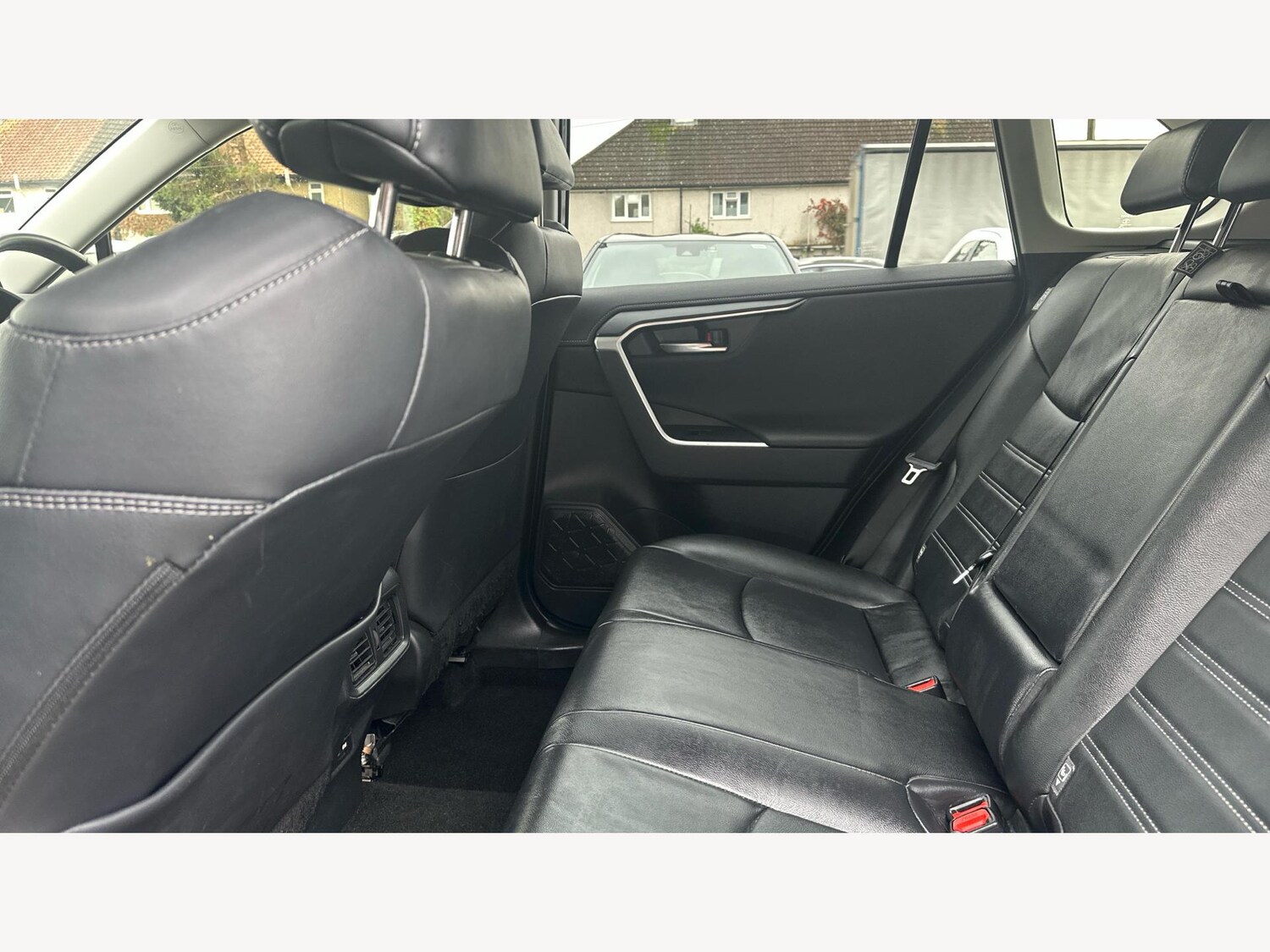 Used Toyota RAV4 2021 for sale - 76952500: Photo 15