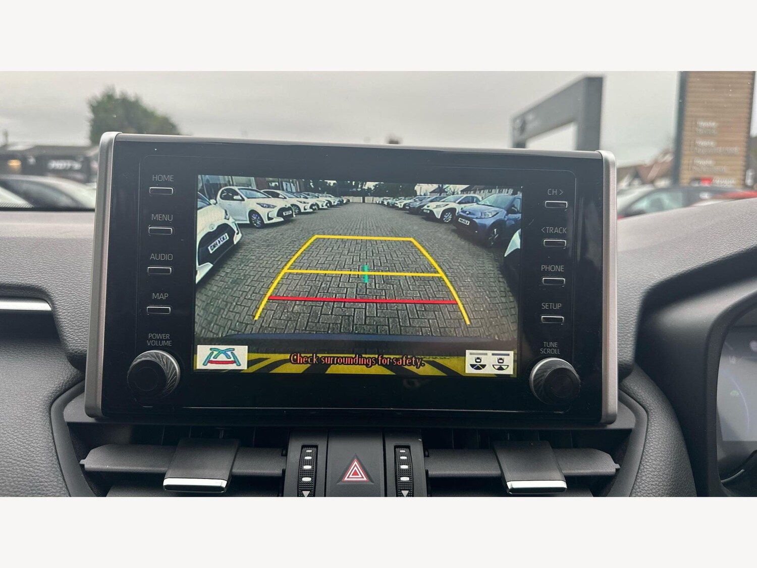 Used Toyota RAV4 2021 for sale - 76952500: Photo 25