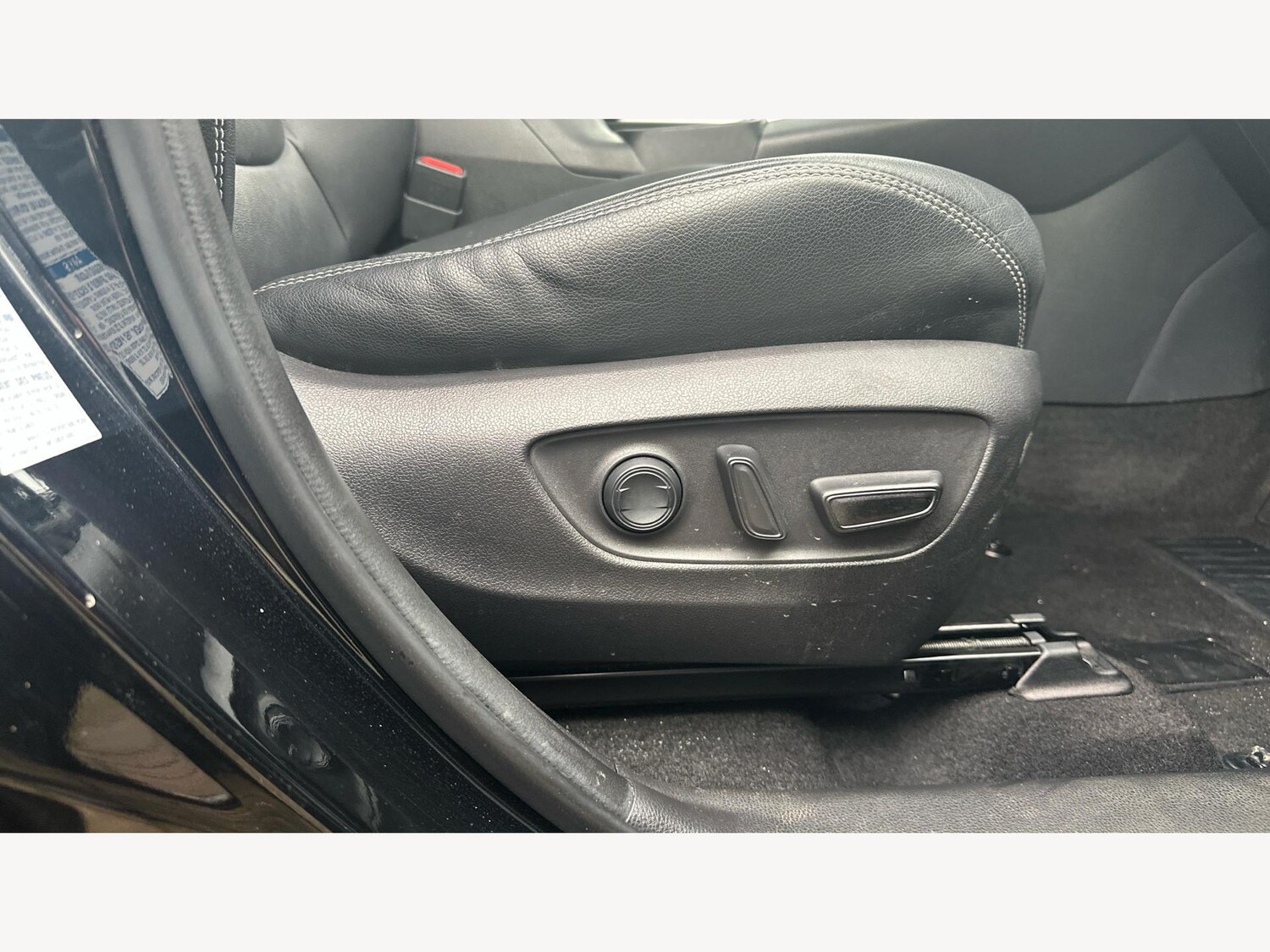 Used Toyota RAV4 2021 for sale - 76952500: Photo 26