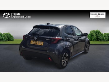 Used Toyota Yaris 2022 for sale - 75670394: Photo