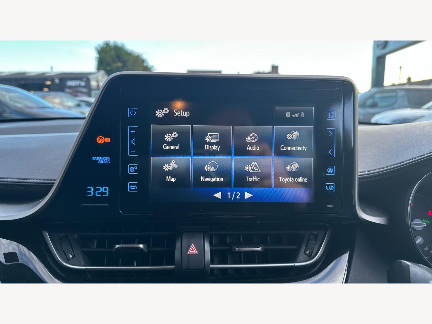 Used Toyota C-HR 2019 for sale - 76832919: Photo 24