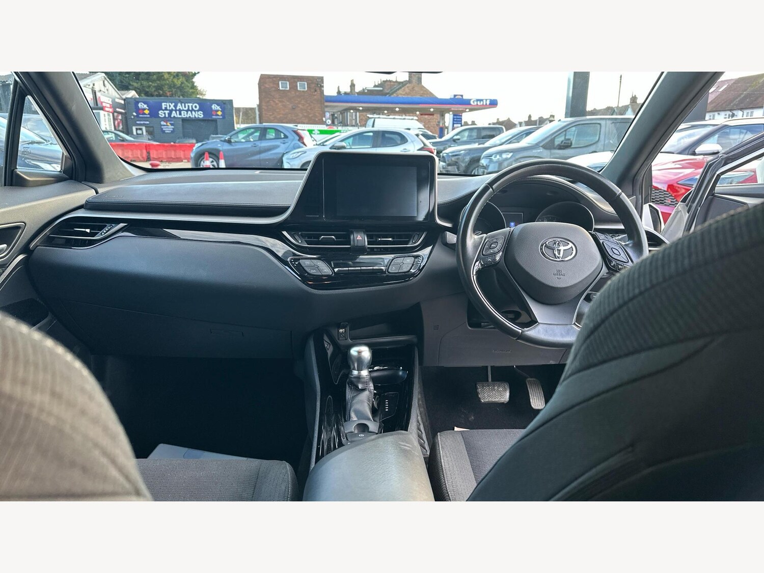 Used Toyota C-HR 2019 for sale - 76832919: Photo 7