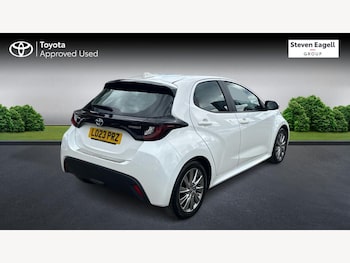 Used Toyota Yaris 2023 for sale - 78573140: Photo