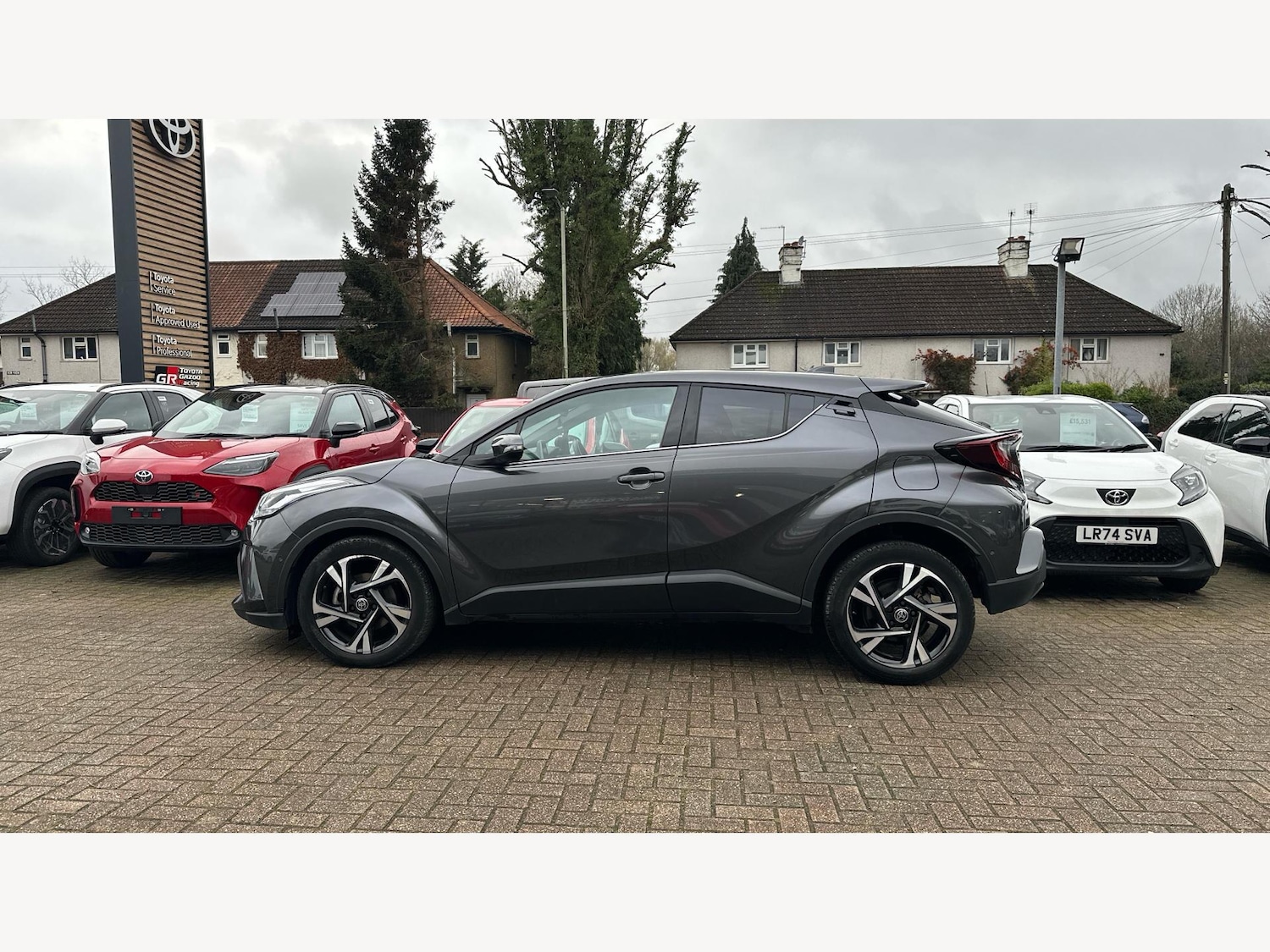 Used Toyota C-HR 2023 for sale - 76766004: Photo 19