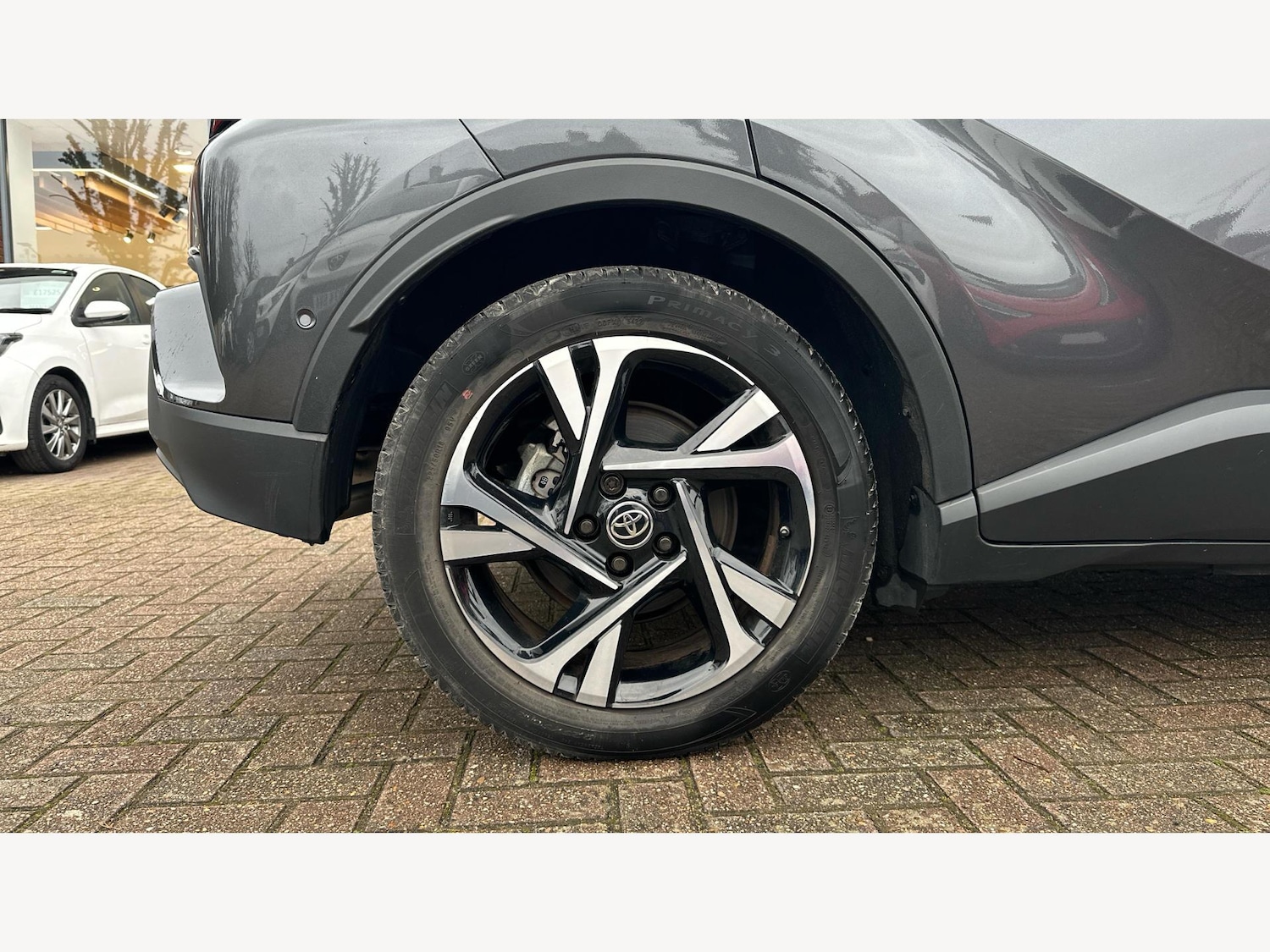 Used Toyota C-HR 2023 for sale - 76766004: Photo 20