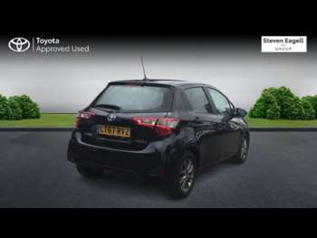 Used Toyota Yaris 2017 for sale - 74887616: Photo