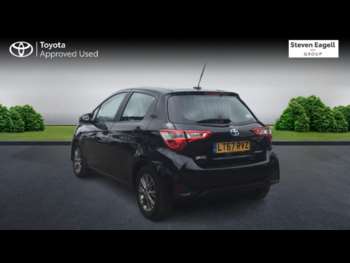 Used Toyota Yaris 2017 for sale - 74887616: Photo
