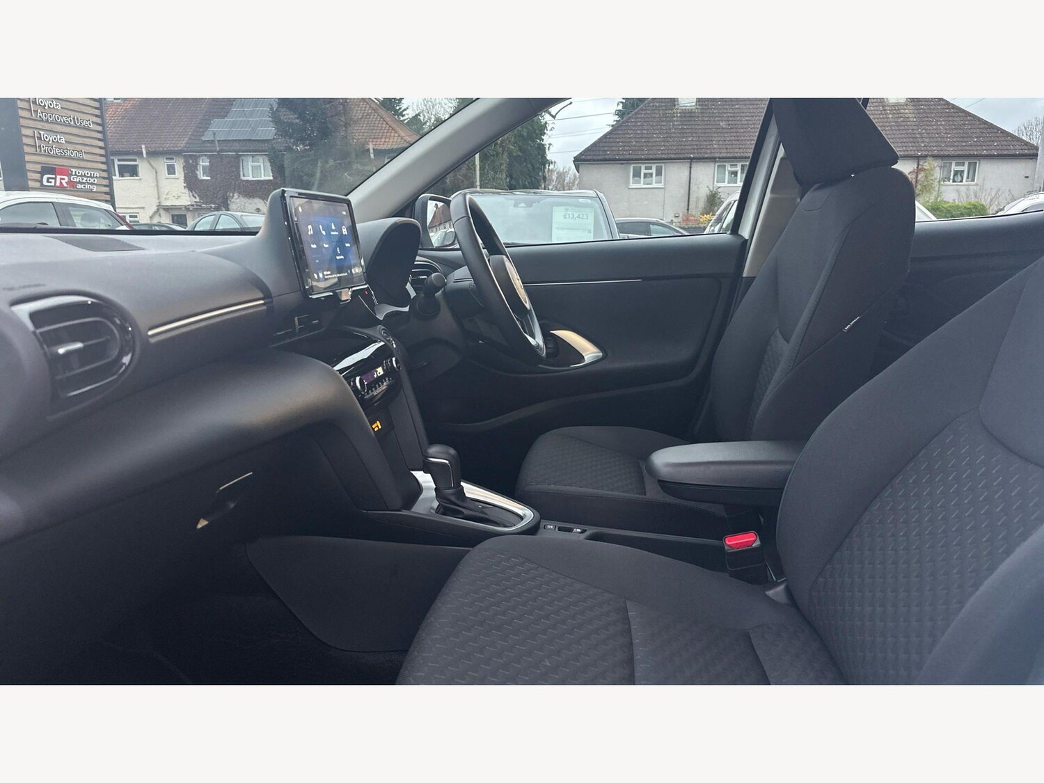 Used Toyota Yaris Cross 2025 for sale - 77695698: Photo 12