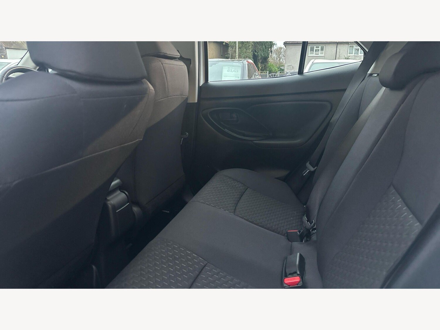 Used Toyota Yaris Cross 2025 for sale - 77695698: Photo 15