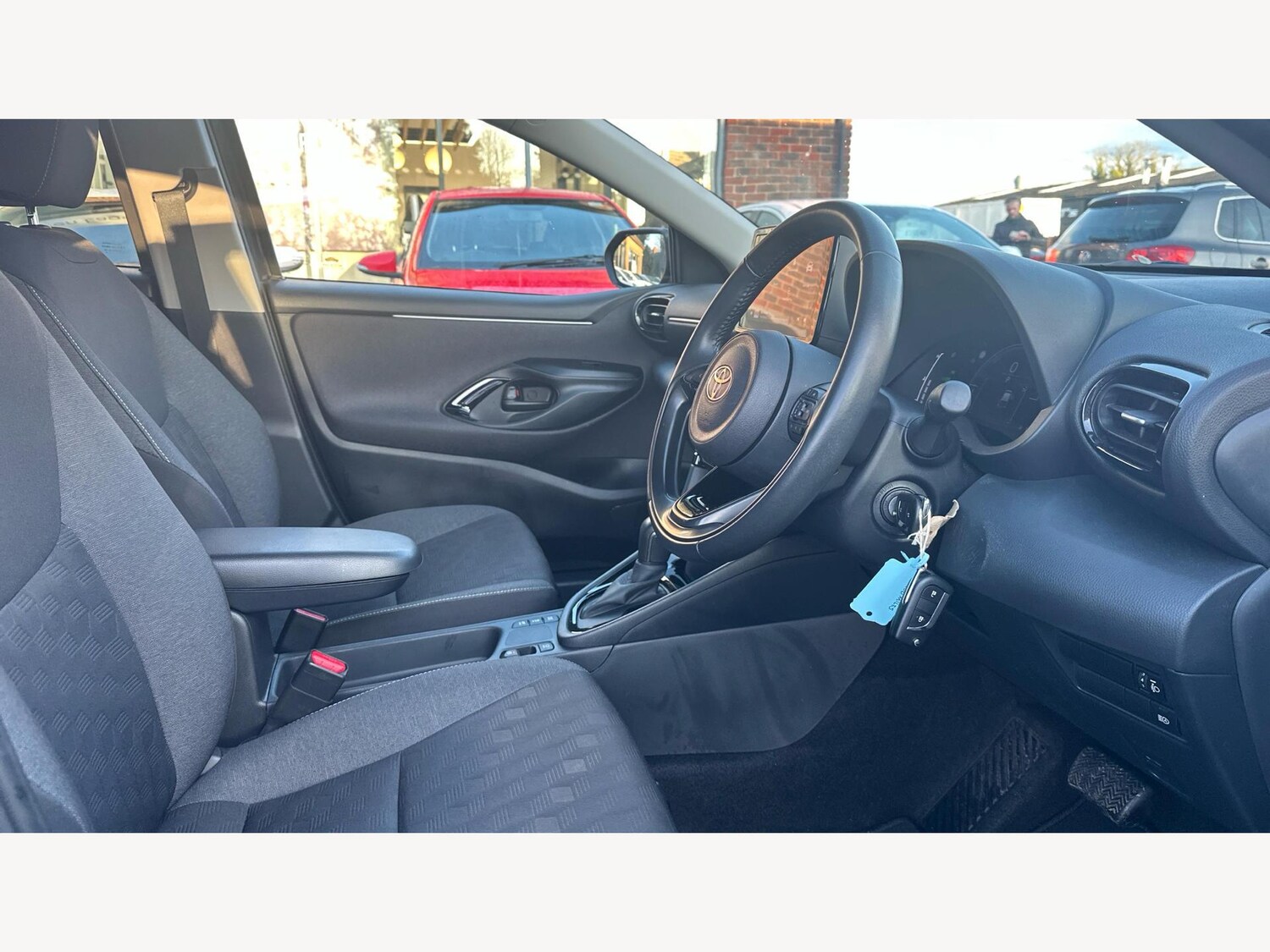 Used Toyota Yaris 2024 for sale - 77586663: Photo 13