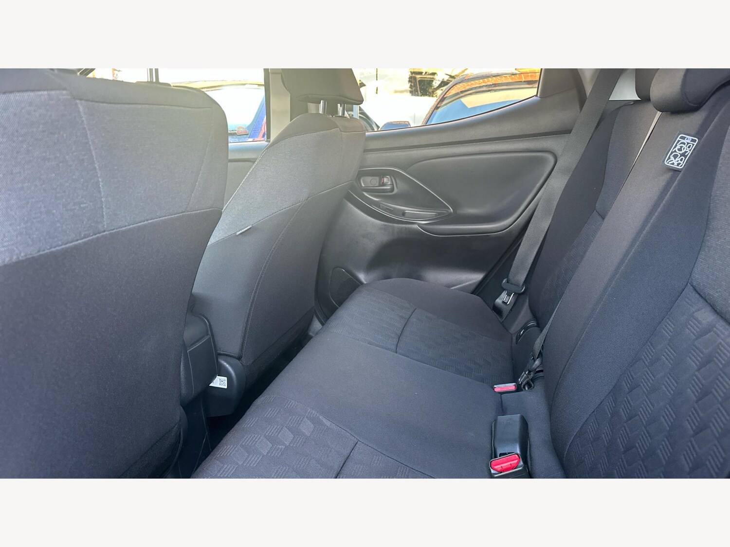 Used Toyota Yaris 2024 for sale - 77586663: Photo 15