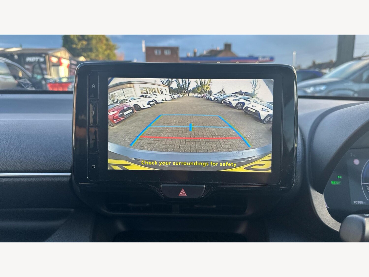 Used Toyota Yaris 2024 for sale - 77586663: Photo 25