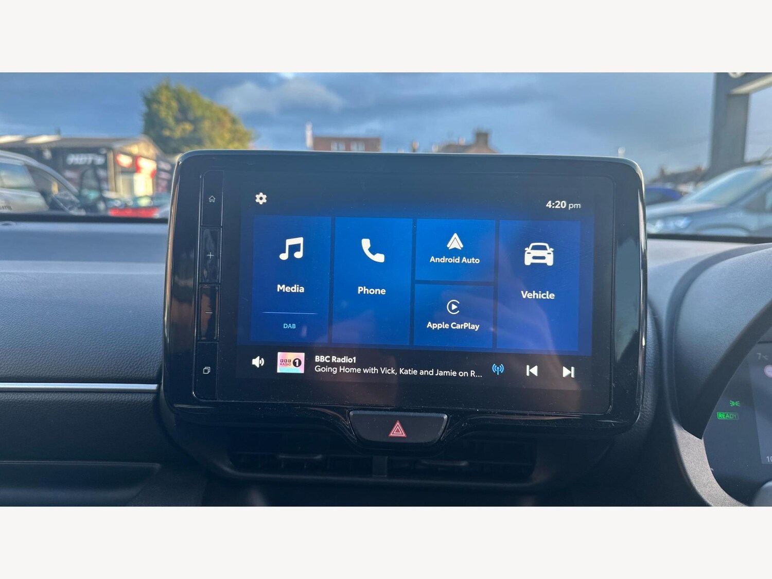 Used Toyota Yaris 2024 for sale - 77586663: Photo 9