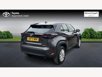 Used Toyota Yaris Cross 2023 for sale - 79577176: Photo