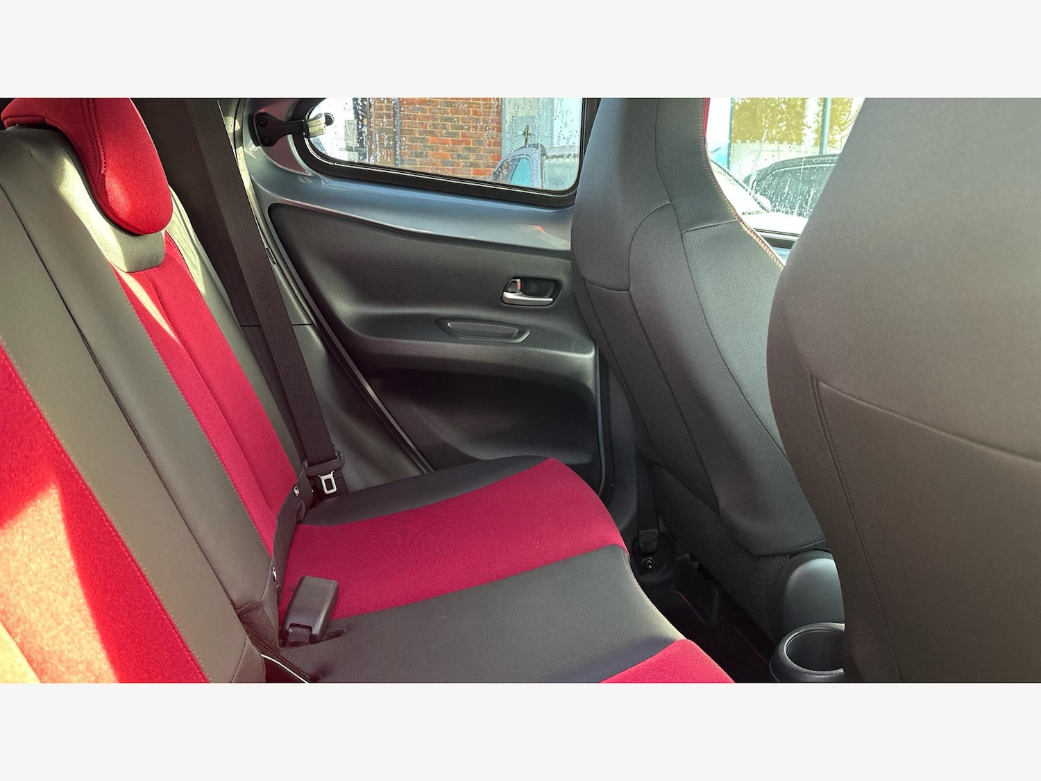 Used Toyota Aygo X 2023 for sale - 76433407: Photo 14